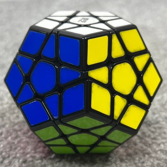 Megaminx puzzle 12-sided Dodecahedron Shaped Twisty Speed Cube Brain‎ Teaser - Picture 5 of 6